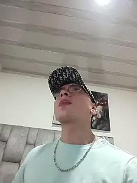 Snapshot of Emmanuel_Lust chatting on 17, 2, 2026 Emmanuel Lust online show from 17, 2, 2026