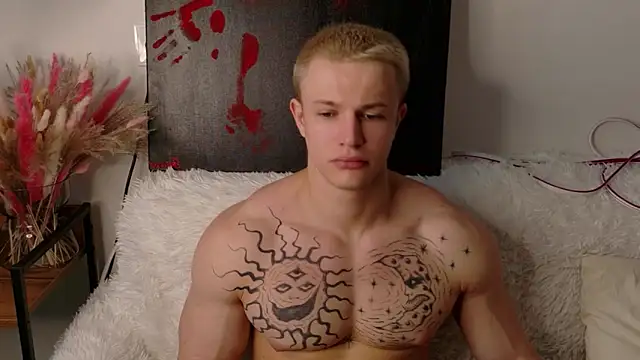 Snapshot of SterlingNoir chatting on 11, 2, 2026 SterlingNoir online show from 11, 2, 2026