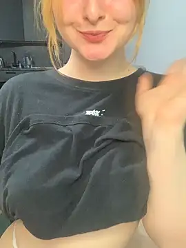Snapshot of MargoPinky1 chatting on 6, 6, 2026 MargoPinky1 online show from 6, 6, 2026