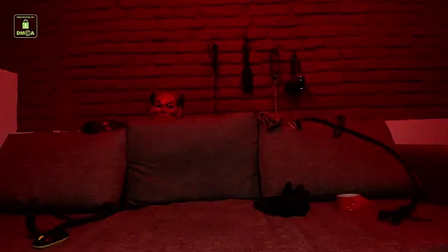 Harvey Wiliams online show from 5, 4, 2026