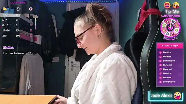 JadeAlexis403 online show from 12, 3, 2026