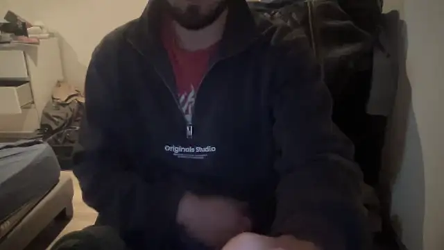Snapshot of raoulbtnbois chatting on 7, 2, 2026 raoulbtnbois online show from 7, 2, 2026