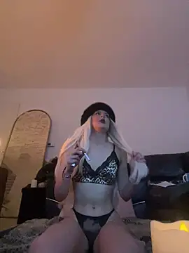 Red Blossom online show from 10, 3, 2026