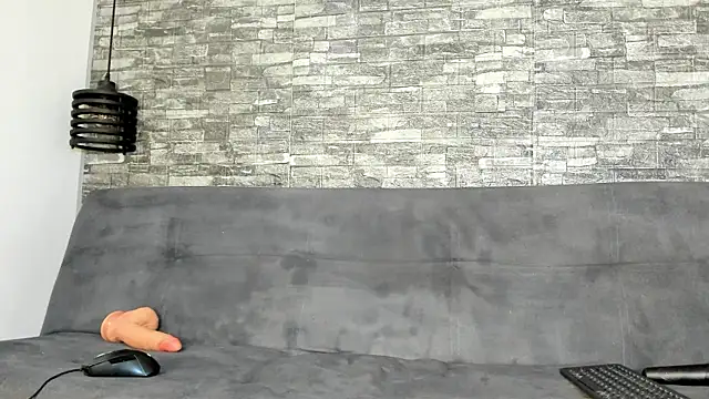 ASHLEY COLLINS1 online show from 15, 7, 2026