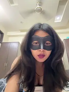 raavigirl online show from 28, 3, 2026