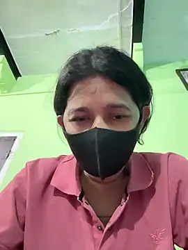 raavigirl online show from 6, 4, 2026