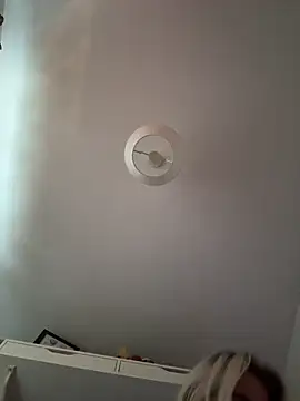 Bethanymaex online show from 27, 3, 2026