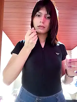 lucyscay  online show from 4, 5, 2026