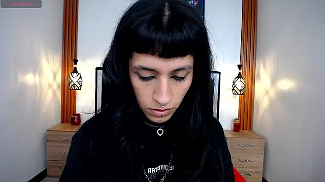 FRANCESCA LOVE  online show from 24, 3, 2026