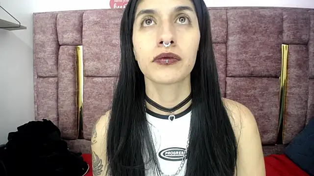 Snapshot of FRANCESCA_LOVE_ chatting on 7, 6, 2026 FRANCESCA LOVE online show from 7, 6, 2026