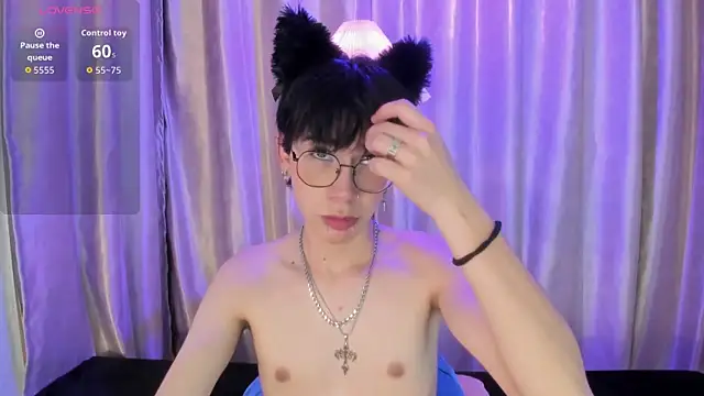 Demian Hush online show from 17, 4, 2026