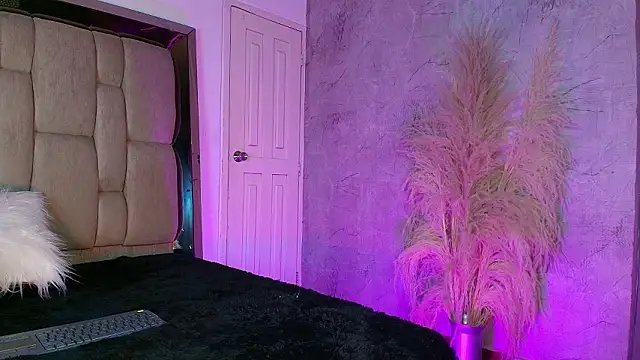 Snapshot of REDS_VELVET chatting on 9, 2, 2026 REDS VELVET online show from 9, 2, 2026