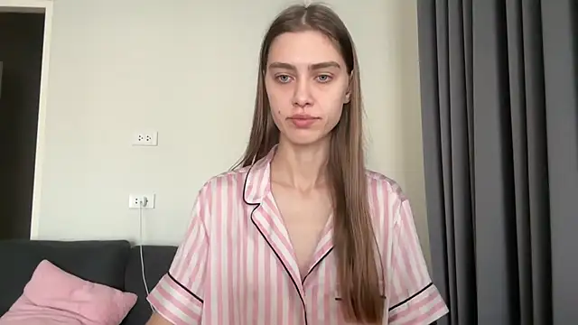 Snapshot of SonyaSweety chatting on 22, 2, 2026 SonyaSweety online show from 22, 2, 2026