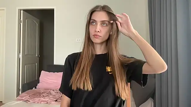 Snapshot of SonyaSweety chatting on 2, 3, 2026 SonyaSweety online show from 2, 3, 2026