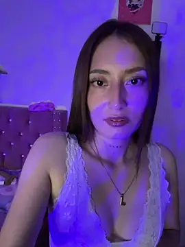Lis peach online show from 18, 5, 2026