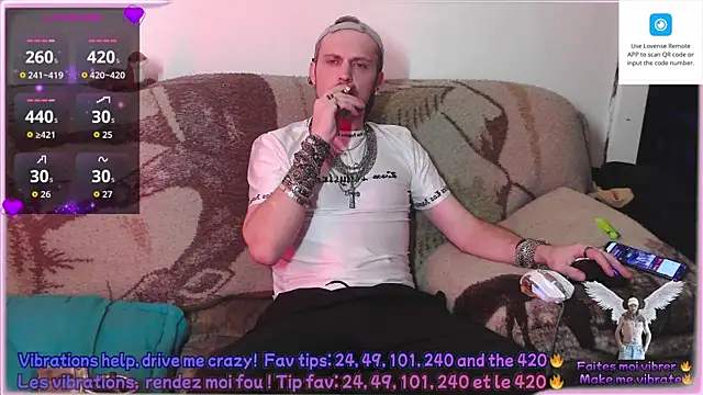 Snapshot of SwatRocShy chatting on 14, 5, 2026 SwatRocShy online show from 14, 5, 2026