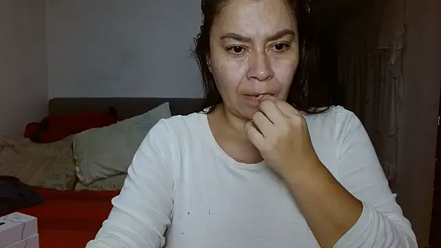 Karo sexy online show from 24, 12, 2024