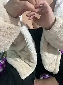 Snapshot of hamoi11 chatting on 8, 2, 2026 hamoi11 online show from 8, 2, 2026