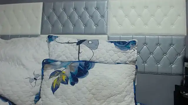 SEXYBUSTYEBONYXX online show from 20, 5, 2026