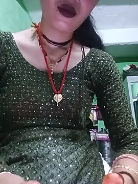 Snapshot of Komal4050 chatting on 25, 6, 2026 Komal4050 online show from 25, 6, 2026