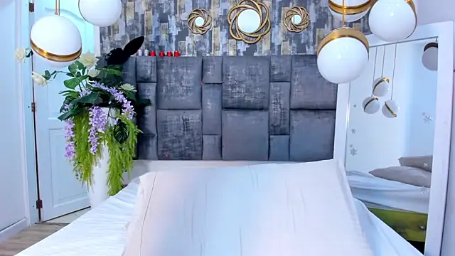 MiiaTauro online show from 27, 2, 2026