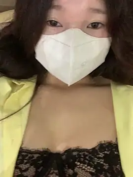 Rin-yiyi online show from 27, 2, 2026