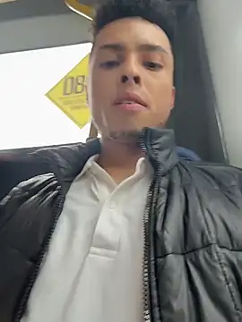 Snapshot of Eros_lee chatting on 17, 2, 2026 Eros lee online show from 17, 2, 2026