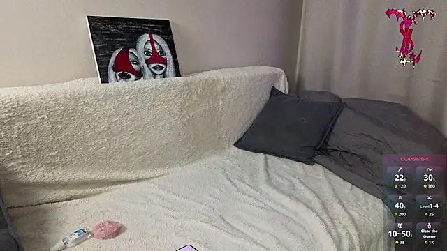 xdigitalxhoe online show from 6, 4, 2026