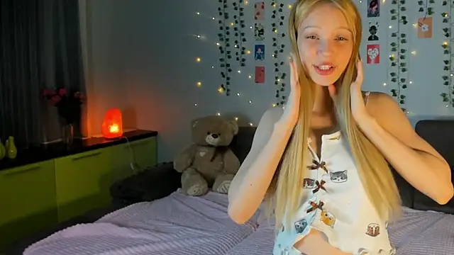 Kiracute18 online show from 24, 4, 2026