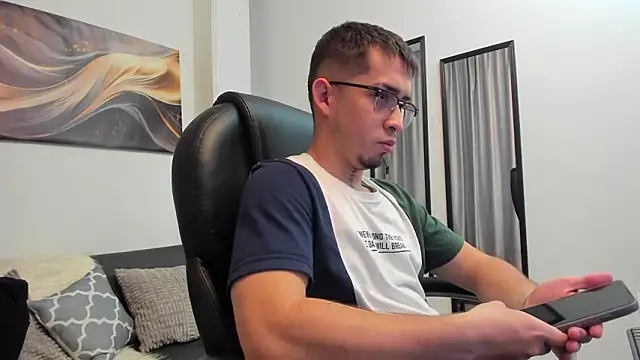 Tommas Jhonson online show from 18, 3, 2026