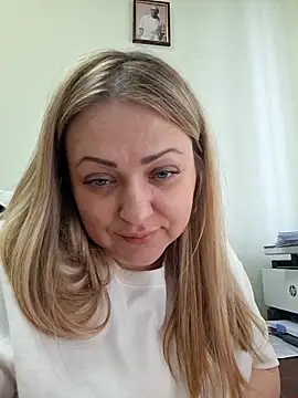 Snapshot of Luna-Secret chatting on 20, 2, 2026 Luna-Secret online show from 20, 2, 2026