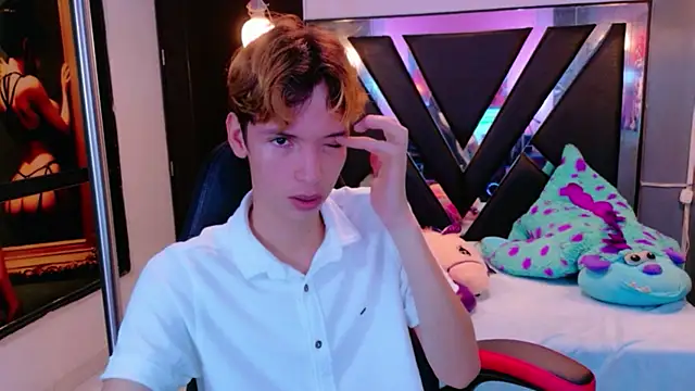 Liam Green1 online show from 7, 2, 2026