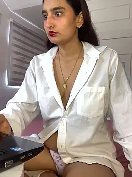 Snapshot of -BabyLuna chatting on 21, 2, 2026 -BabyLuna online show from 21, 2, 2026