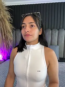 Nanda vixen  online show from 21, 5, 2026