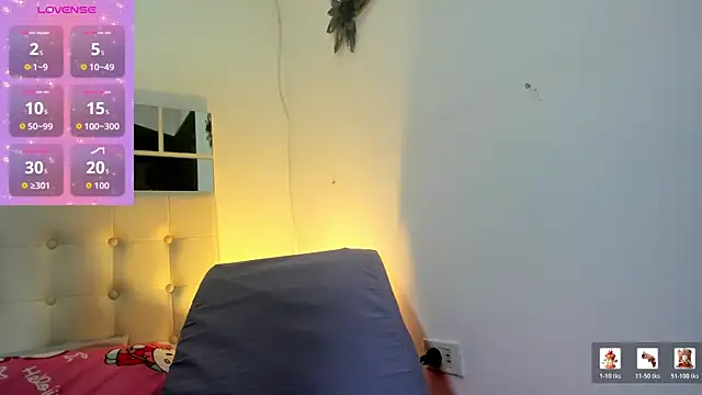 MiaEvans0 online show from 16, 5, 2026