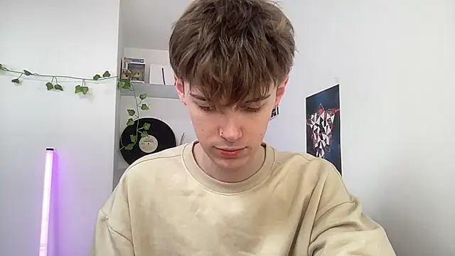Snapshot of YourMilkyGuy chatting on 23, 4, 2026 YourMilkyGuy online show from 23, 4, 2026