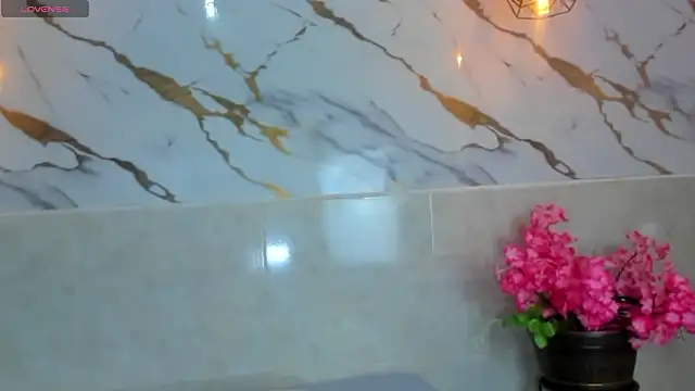 camiifox  online show from 19, 3, 2026