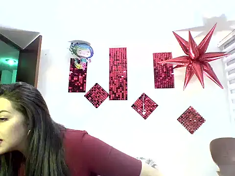 Pink Cristal online show from 31, 5, 2026