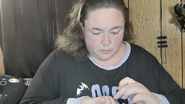 ladylynn13 online show from 7, 4, 2026