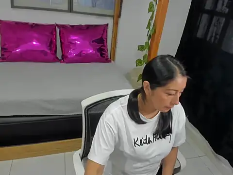 Julieta lust online show from 10, 2, 2026