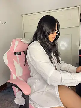 LilithRose  online show from 23, 2, 2026