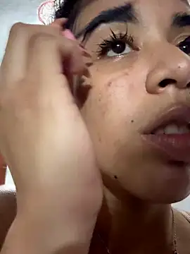 Woo isDaphne online show from 23, 3, 2026