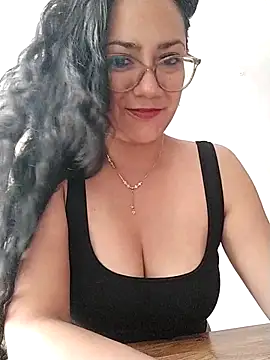 Salma-sweet online show from 13, 6, 2026