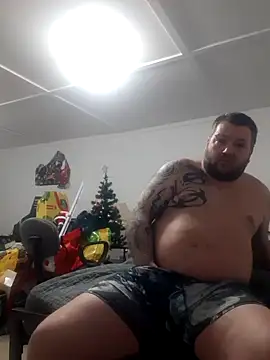 Snapshot of hotfiremike chatting on 19, 4, 2026 hotfiremike online show from 19, 4, 2026
