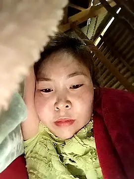 Snapshot of Yiyoongg chatting on 19, 2, 2026 Yiyoongg online show from 19, 2, 2026