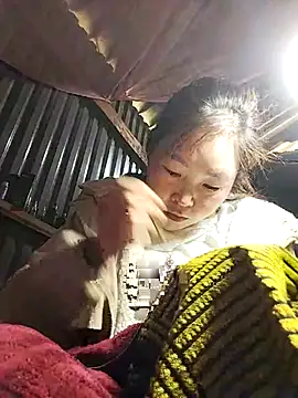 Yiyoongg online show from 10, 3, 2026