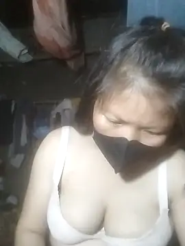 Snapshot of Yang-my- chatting on 27, 3, 2026 Yang-my- online show from 27, 3, 2026