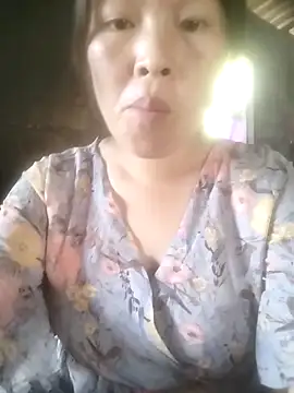 Snapshot of Yang-my- chatting on 14, 5, 2026 Yang-my- online show from 14, 5, 2026