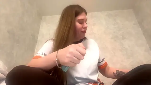 Lunexia Kysstoria online show from 10, 2, 2026