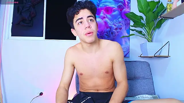 Gael moon  online show from 1, 3, 2026